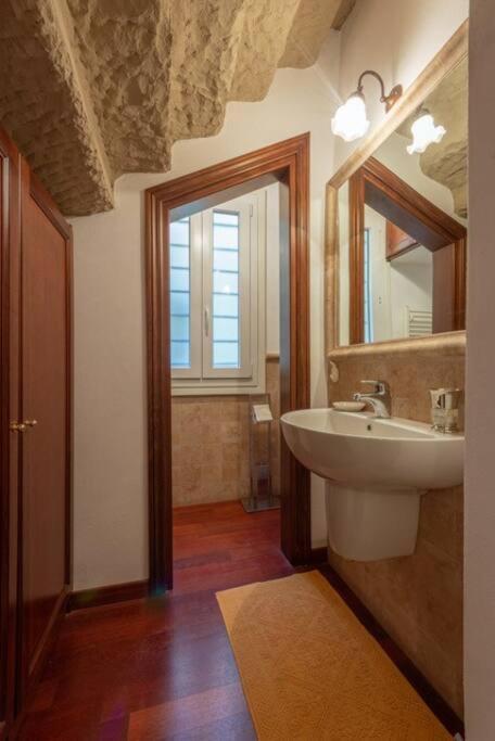 Elegant Ramaglianti Flat -santo Spirito District *